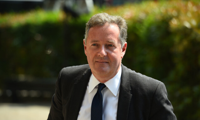 FRITTALENDE: Piers Morgan (54) kritiserer Meghan og Harry etter at de trakk seg fra sine kongelige plikter - igjen. Foto: NTB scanpix FRITTALENDE: Piers Morgan (54) kritiserer Meghan og Harry etter at de trakk seg fra sine kongelige plikter - igjen. Foto: NTB scanpix
